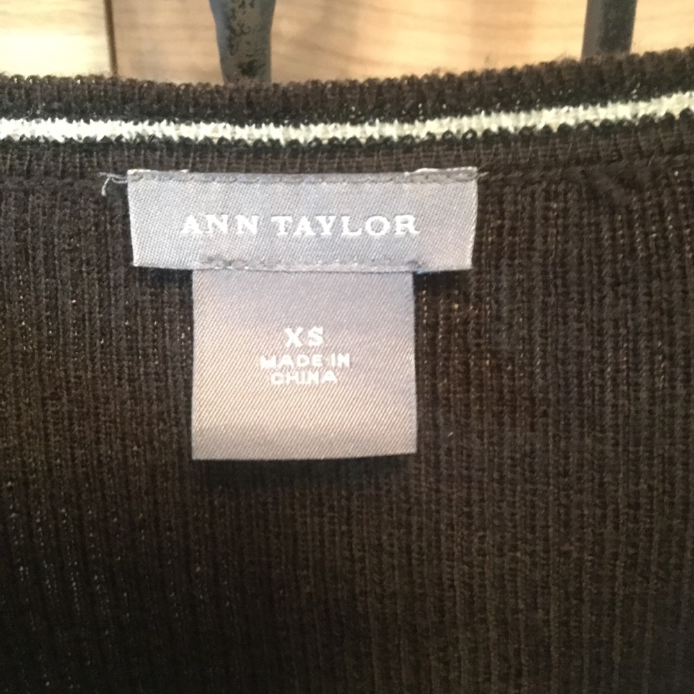 ANN TAYLOR SOFT KNIT TOP - Picture 5 of 5